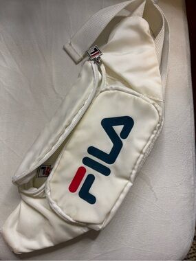 Vintage FILA white Logo Belt Bag with Navy and Red Accents